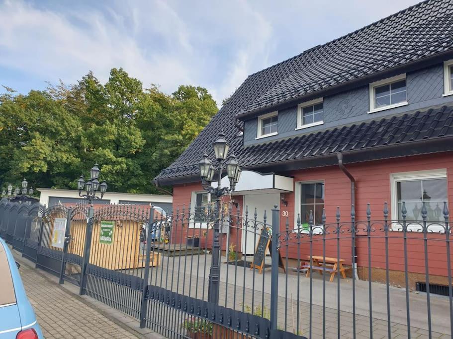 Fewo Winter In Der Villa Waldrand Mit Zwei Balkonen Bad Wunnenberg Luaran gambar