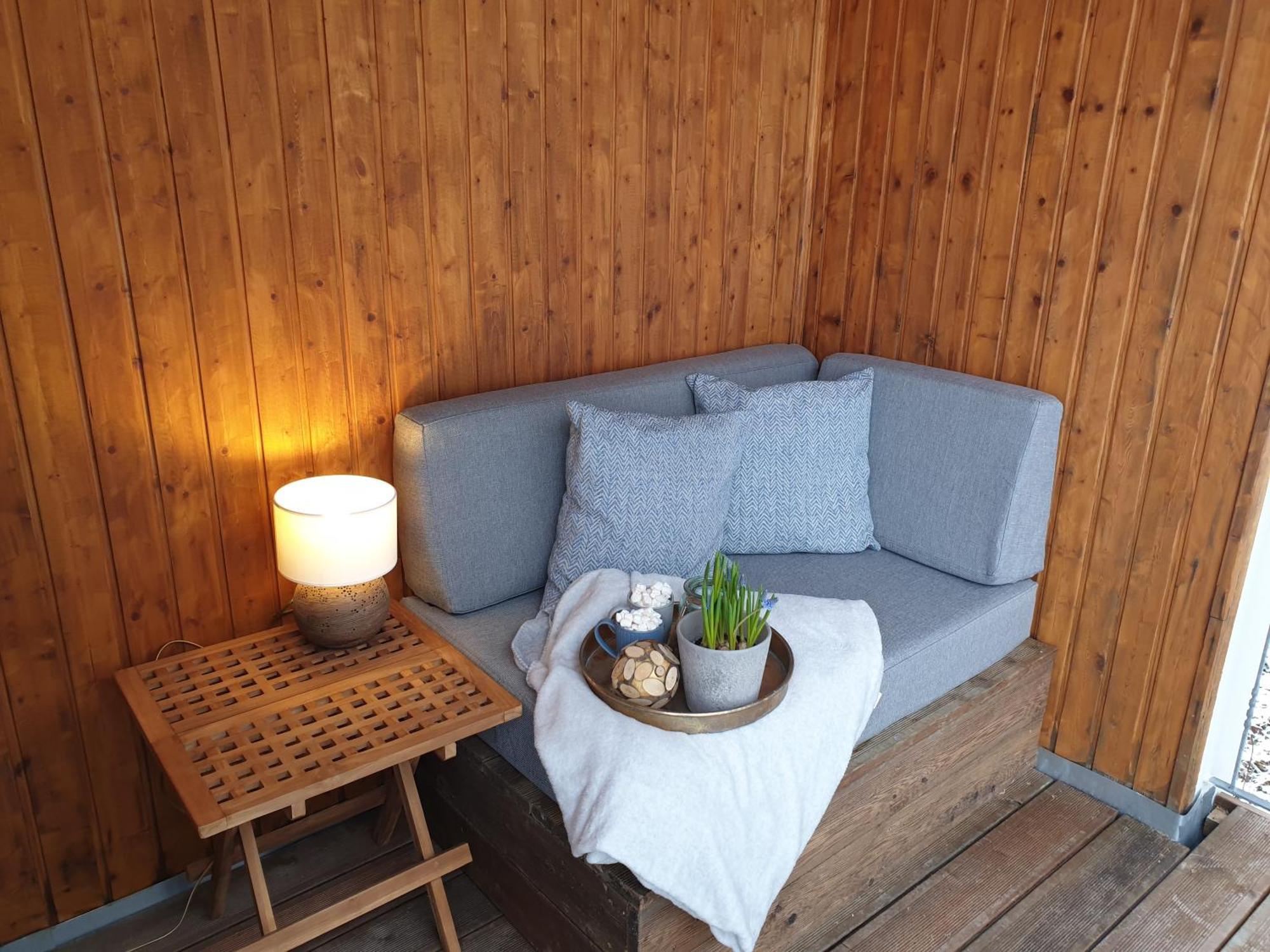 Fewo Winter In Der Villa Waldrand Mit Zwei Balkonen Bad Wunnenberg Luaran gambar